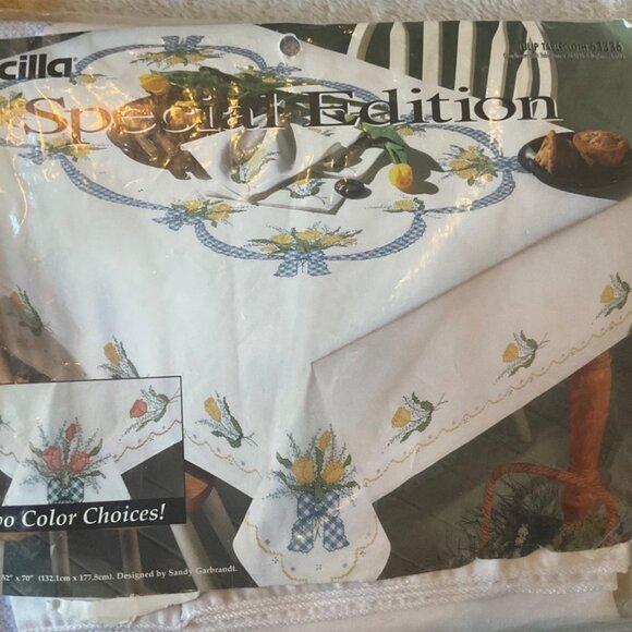 VTG Huge Lot Of Cross-Stitch Needlepoint*Open*Kits and Materials Patterns*READ - Picture 6 of 16